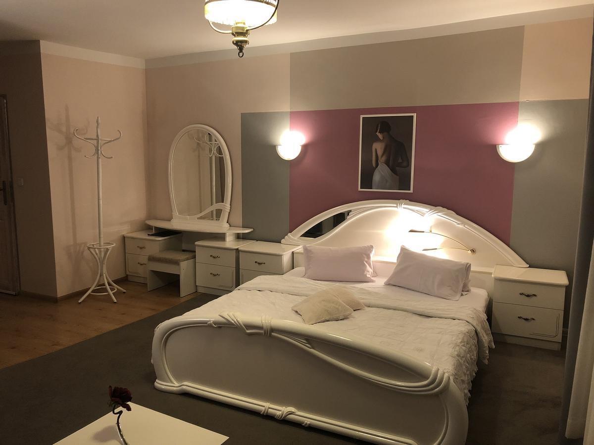Hotel Passione Бельско-Бяла Экстерьер фото