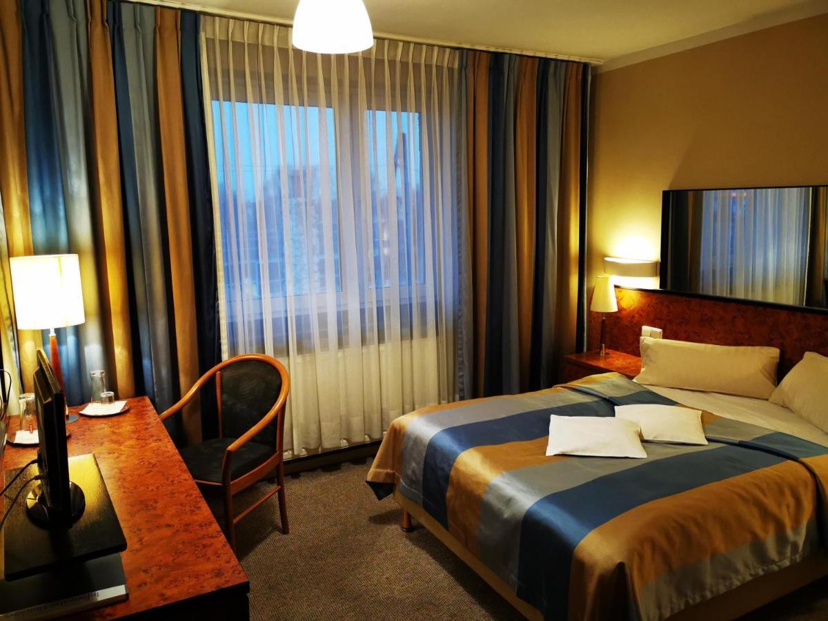 Hotel Passione Бельско-Бяла Экстерьер фото